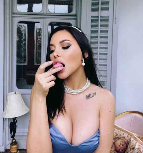 Anna Polina OnlyFans 免費 1