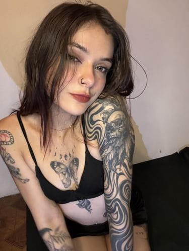 Emily OnlyFans gratuit