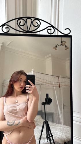 Madelaine Rousset OnlyFans 免費 1